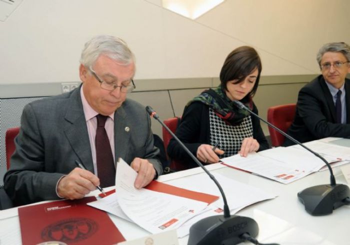 Firma de convenio de colaboración con la Universidad de Murcia