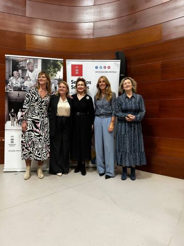 El colegio asiste a la conmemoración del 40 aniversario del Servicio de Ayuda a Domicilio del Ayuntamiento de Murcia